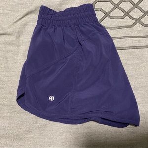Lululemon Tracker Shorts, Gatsby Blue, Size 10